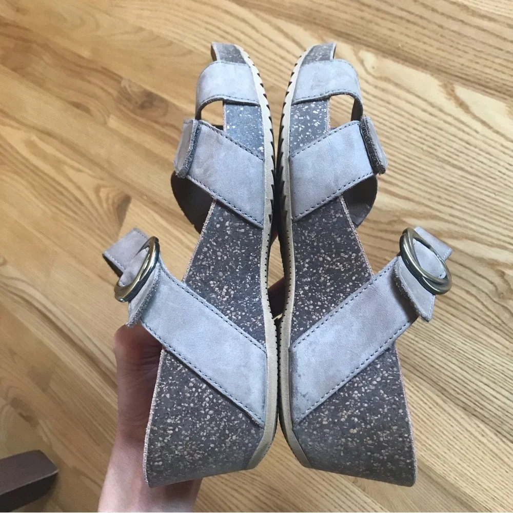 DANSKO WOMENS SUSIE WEDGE SANDAL TAUPE MILLED NUBUCK cork womens size 39 8.5 9